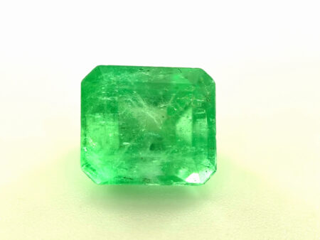 (8W) 2.23 CT Emerald Cut Natural Emerald – Colombia Origin | Emerald Cut | IGI certified