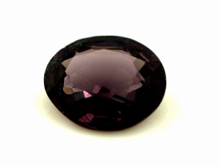 (12W) 1.50 CT Oval Natural Spinel – Oval Mixed Cut | IGI certified
